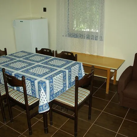Vakantiepark Esthajnal
